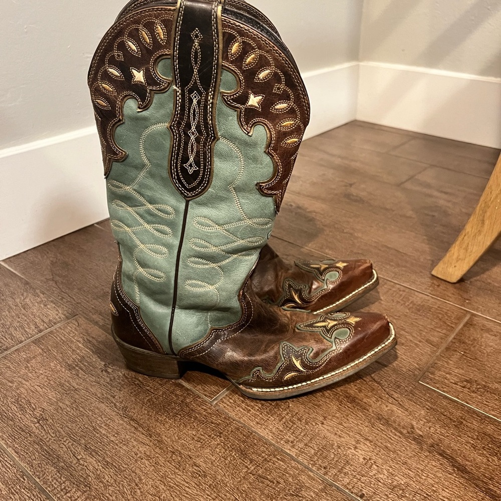 Ariat Women Boots!